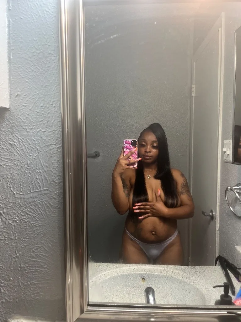 Come See Mee 🫶 - Photo 3 | Escort in Arlington