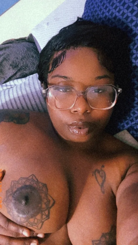 TEXT TO MEET REAL DICK PLEASER NEW IN TOWN 💋🤪😮‍💨🍆💜PULLUP FOR CARDATE/ UBER FOR OUTCALL !! 200 hhr 300 HR 📲💦😋🍭