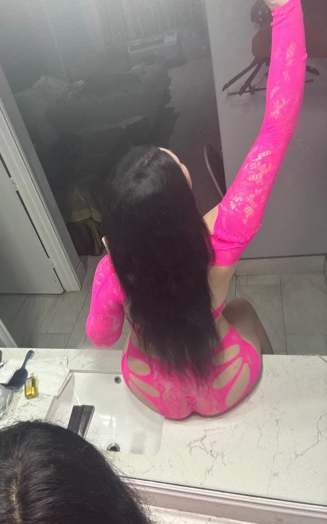 100 QV TONIGHT NORTH HOUSTON 🫦Super Sucker 3000 -INCALL AVAILABLE 24/7 ask about my content daddy 🥵 - Photo 4 | Escort in Off 60
