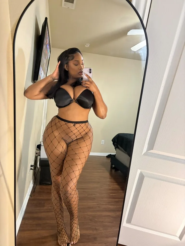 JAZZY GOLD UPSCALE GFE COMPANION - Photo 6 | Escort in incalls