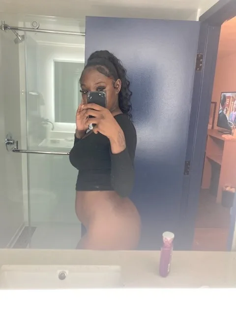 available for incalls outcalls - Photo 3 | Escort in Greenspoint area