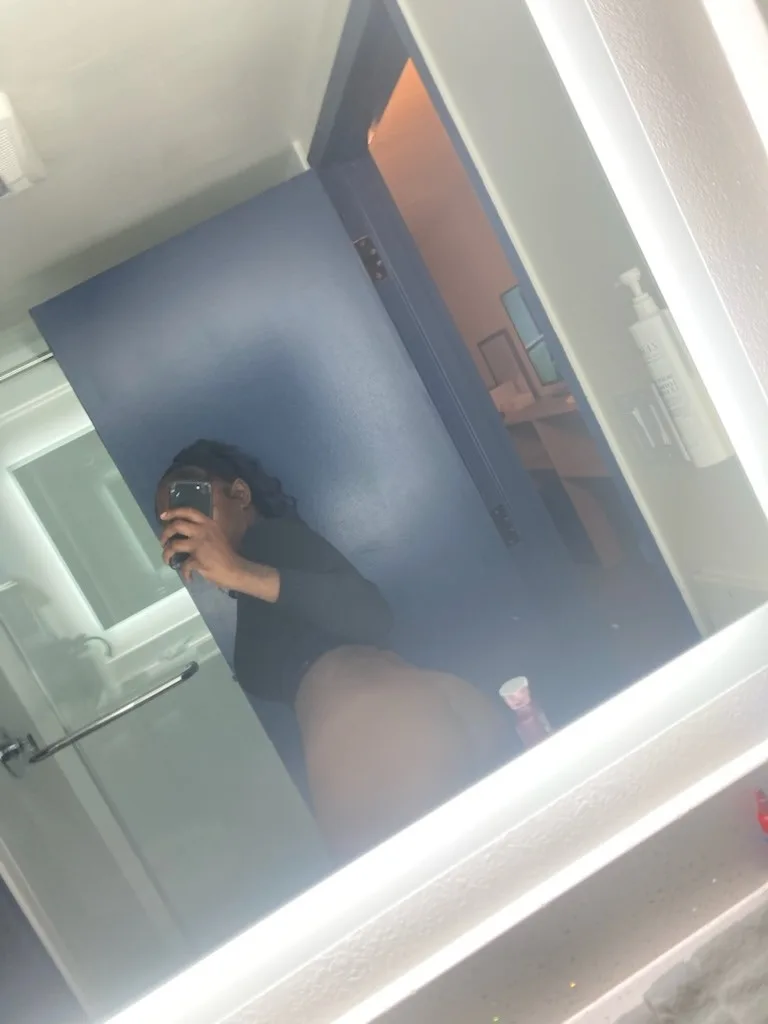 available for incalls outcalls - Photo 5 | Escort in Greenspoint area