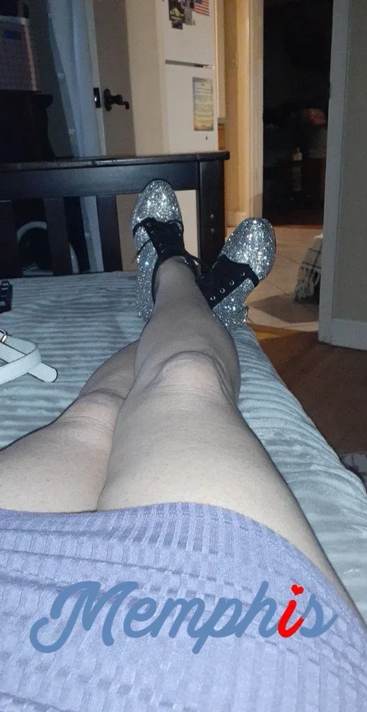 HEY BABES! All my HOMETEAM Faves! - Photo 5 | Escort in GALLERIA AREA