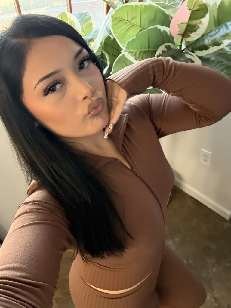 Have Fun With a Thick Latina. OUTCALLS only - Photo 3 | Escort in Houston