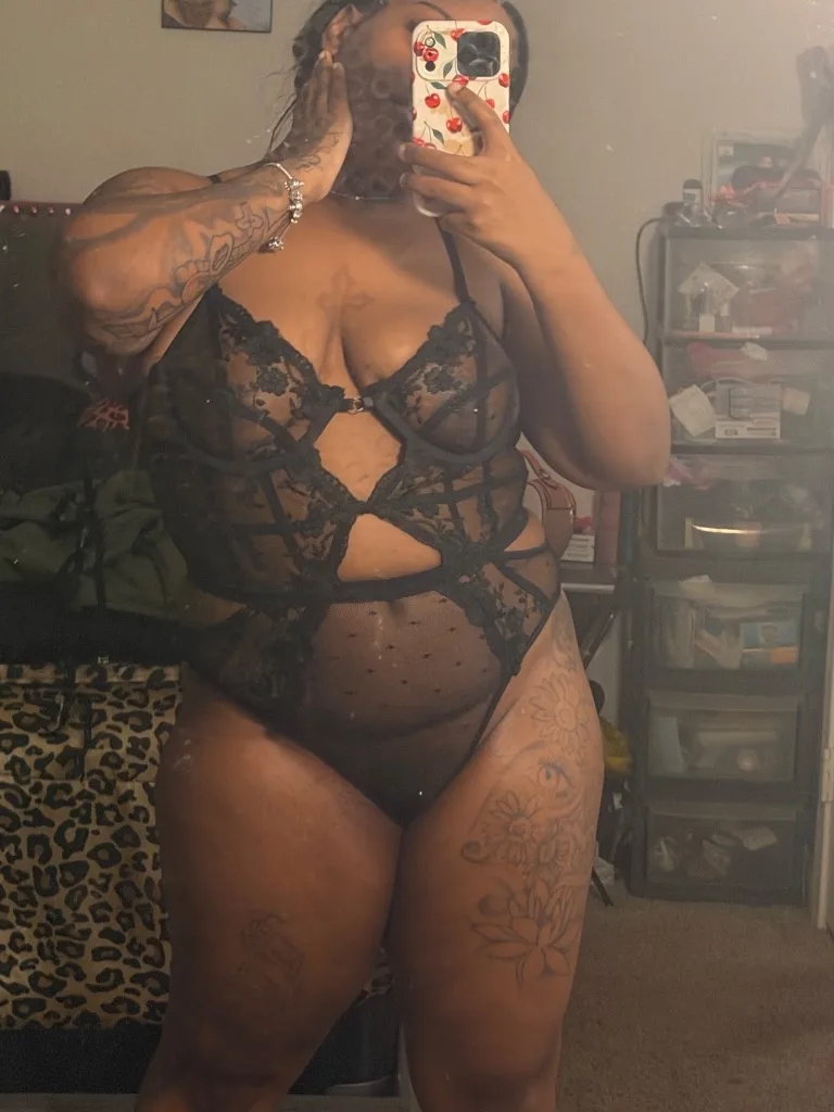 THICK SAMOAN BADDIE💦
