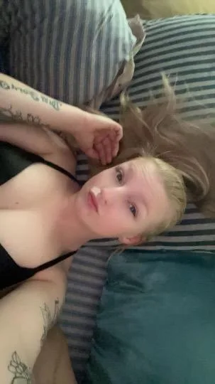 thickest thighed blonde in ATX!- ORAL ENTHUSIAST-small waist,big tits pretty face;)