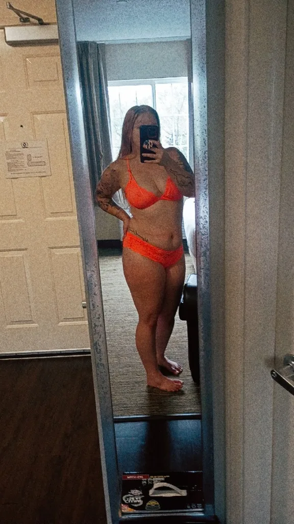 thickest thighed blonde in ATX!- ORAL ENTHUSIAST-small waist,big tits pretty face;) - Photo 7 | Escort in domain-outcalls- North ATX