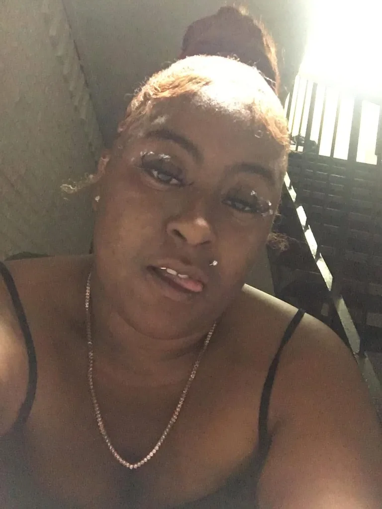 let me show you what its like to go to the moon an back in and out calls available 😘💦QV 120 HHR 150 HR 200 dont be shy come ketch a vibe 😉
