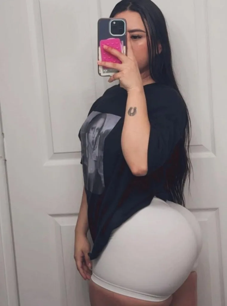Catrachita bien rica y mojadita🥵💋💦