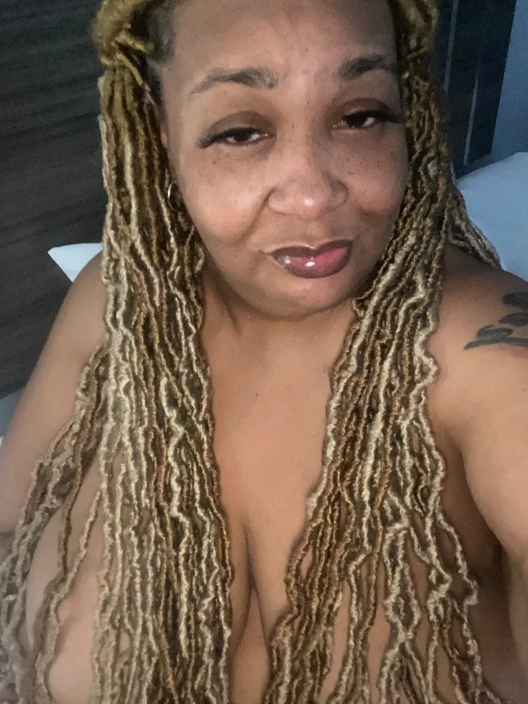 Kitty Katt Purr - Photo 3 | Escort in Houston