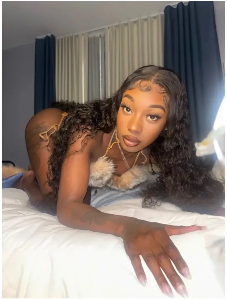Welcome to Wynterland - Photo 6 | Escort in Downtown Riverwalk Convention Center Outcalls