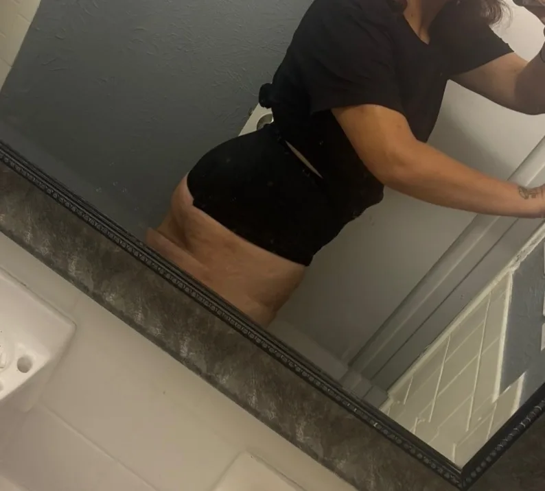 TGIF, thank goodness im free tonight!!! - Photo 6 | Escort in San Antonio
