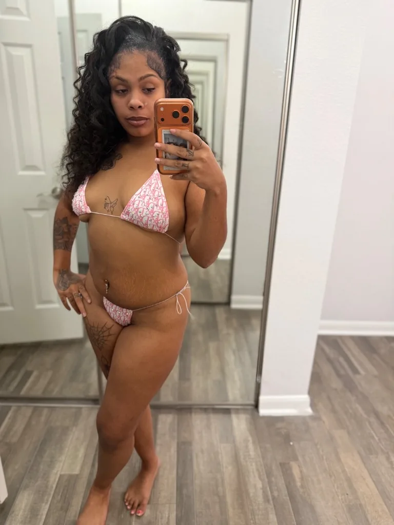 WELCOME TO MS.CREAMYYY IN PARADISE - Photo 4 | Escort in Conroe