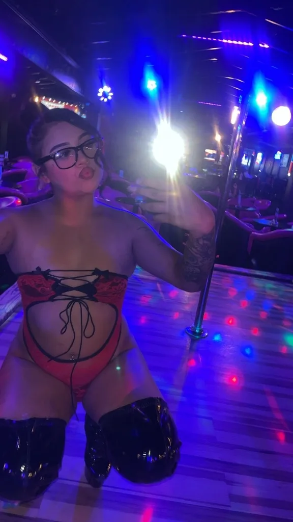 im back babyy 🤍 in & out call ⭐ - Photo 4 | Escort in Amarillo