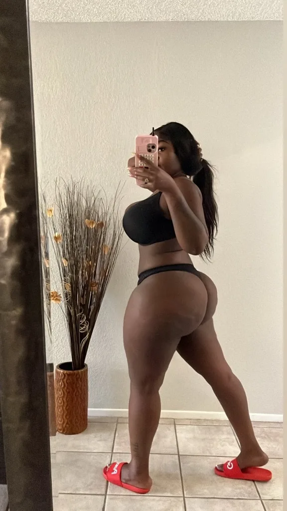 Incall/Outcall 🥂 - Photo 3 | Escort in Houston