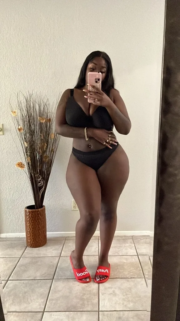 Incall/Outcall 🥂 - Photo 4 | Escort in Houston