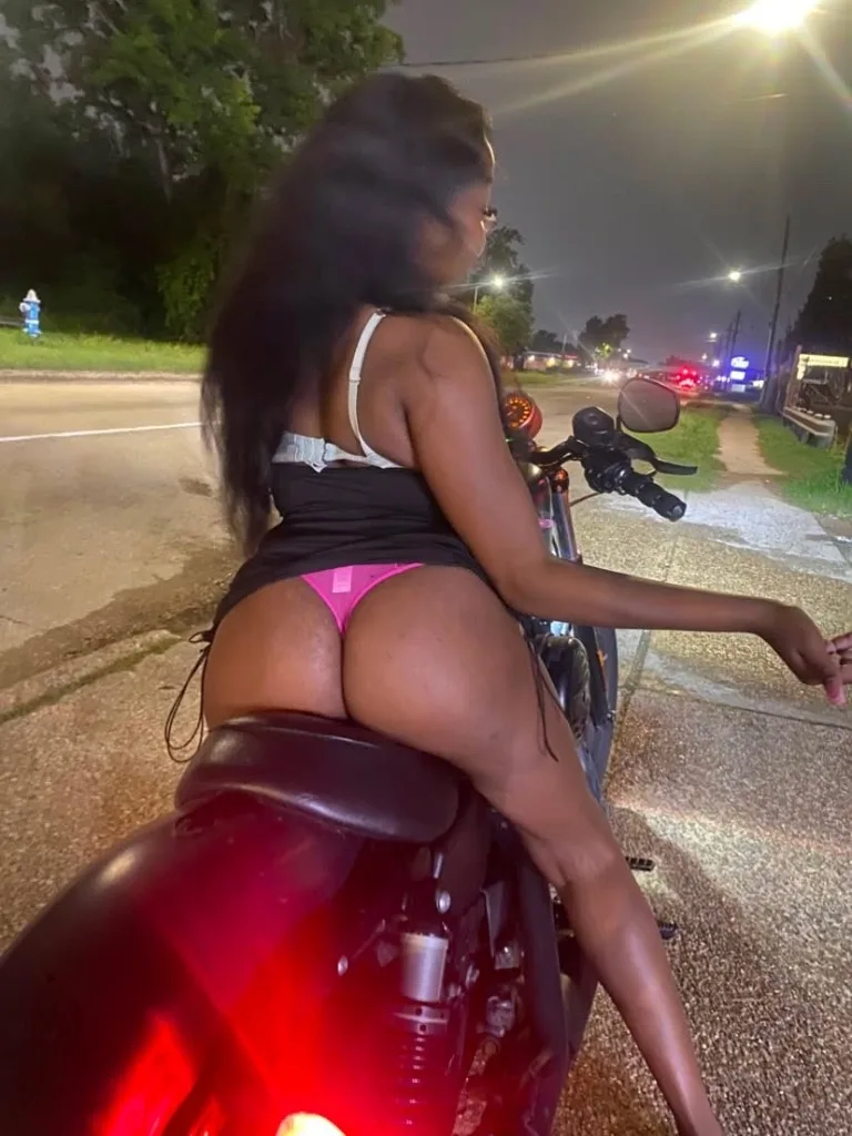 100$ sloopy head content/freaky ft shows - Photo 7 | Escort in East side