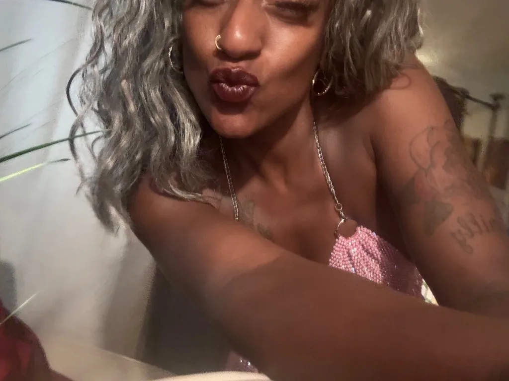 Outgoing Open Minded Sweet Girl - Photo 2 | Escort in Dallas Addison Garland Mesquite