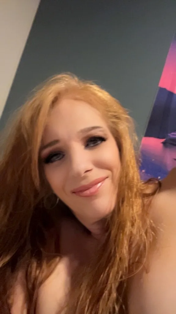 SEXY, MATURE, REDHEAD, INCALL - Photo 12 | Escort in At BEACH STREET AND 820