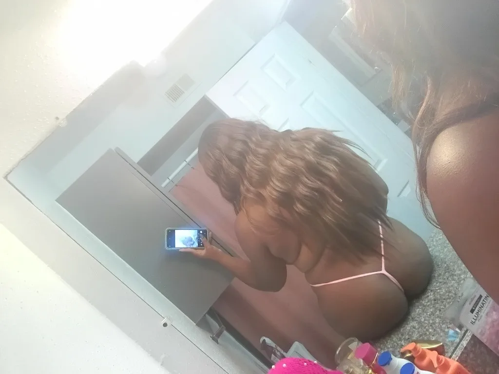 Thicc& Wet Chocolate | Incall Only - Photo 2 | Escort in Southwest Houston