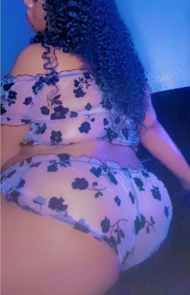 I TO DEEP THROAT 🤤 - Photo 6 | Escort in Bryant Irvin