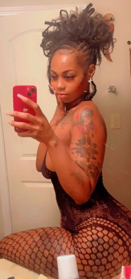 Outcall Only Sexy / Thick hottie w/ with lots of body . Pussy Wet & Juicy . lets link Daddy . - Photo 12 | Escort in Dallas