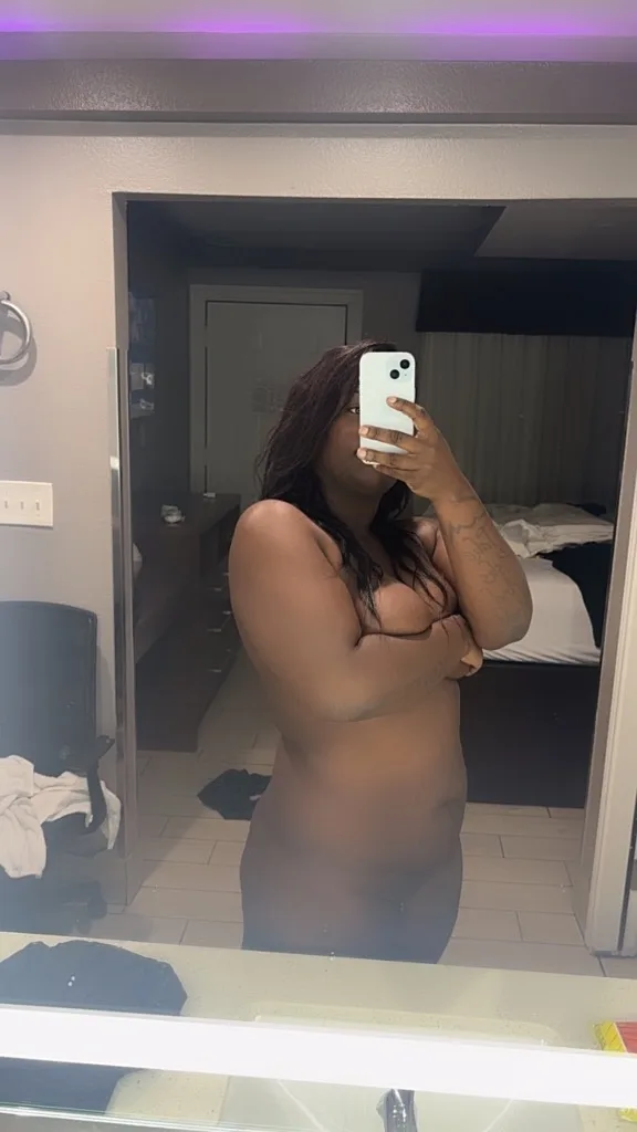 THROATGOAT Queen!!!COME SEE ME FOR A GOOD TIME!!!THICK AND JUICY!! - Photo 3 | Escort in Dallas