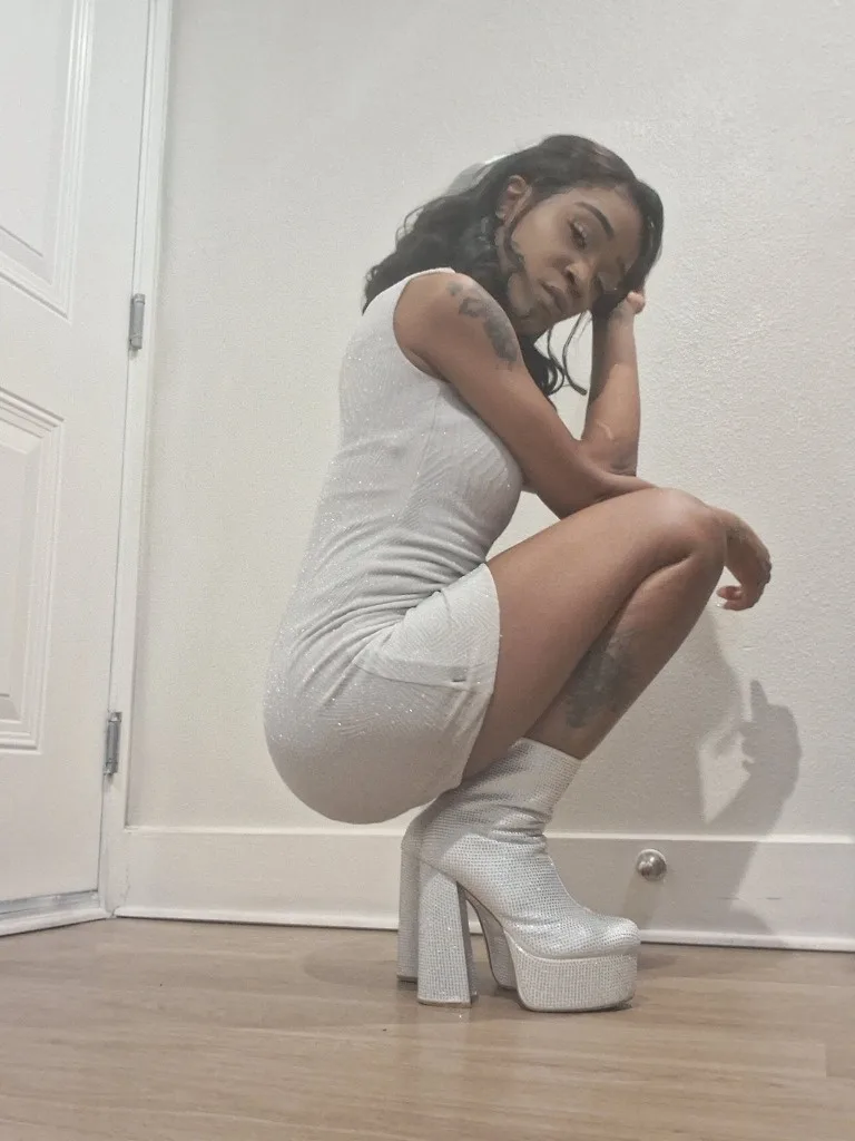 HoTtiE AleRt Im BacK - Photo 2 | Escort in Southwest south