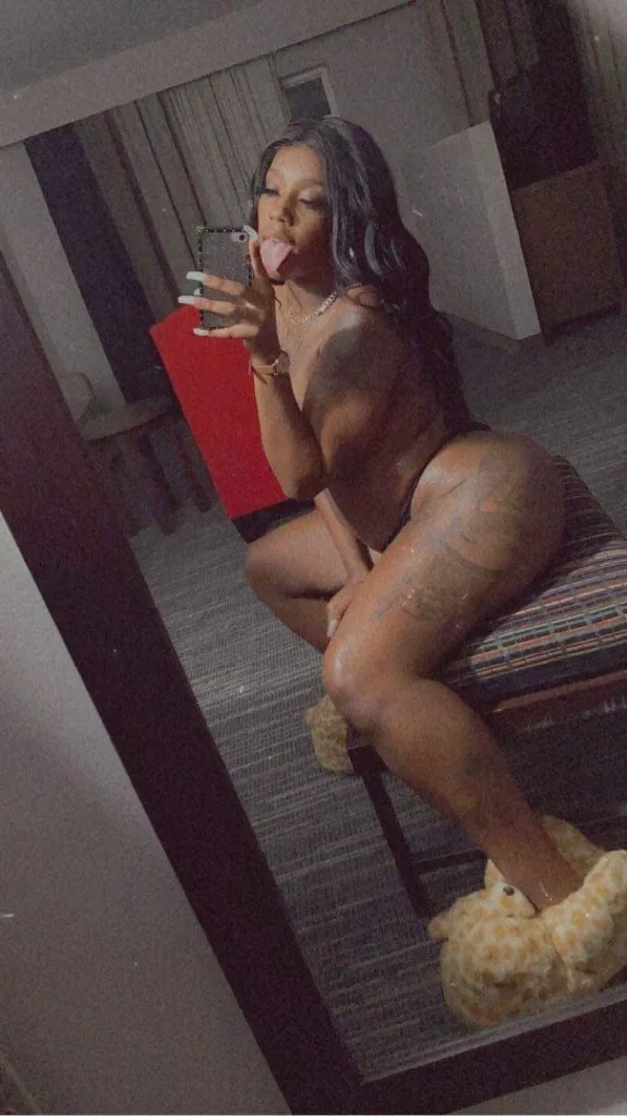 25$ FACETIME SHOW 🫶 OUTCALLS . FETISH FANTASIES