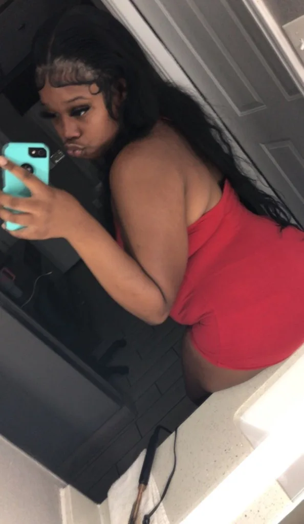 WINDY WEATHER, BIG ENERGY! - Photo 5 | Escort in Oak cliff Duncanville Cedar Hill DeSoto Lancaster