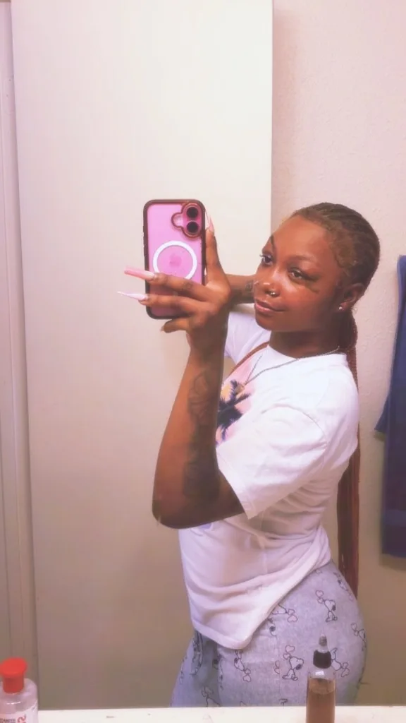 Dont Miss Out - Photo 2 | Escort in Port Arthur