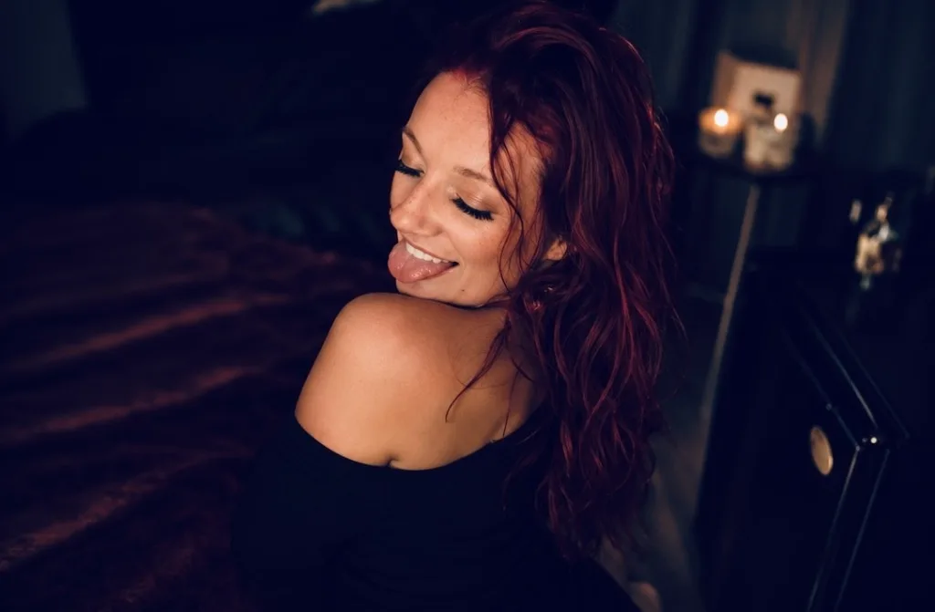 💦🍑SexyRedhead Ready to Play 🍑💦Upscale • Discreet • Effortless🍑💦