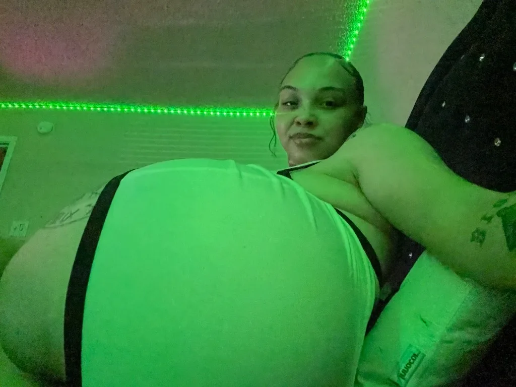 sweet like honey cum and relax with me $120 qv special tonight ONLY!!! - Photo 2 | Escort in Carrollton
