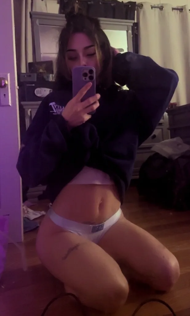 OUTCALL-CUSTOM CONTENT - Photo 3 | Escort in North Austin.