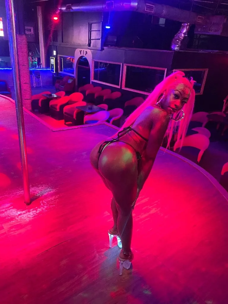 Come get this oceaan baby - Photo 3 | Escort in Houston