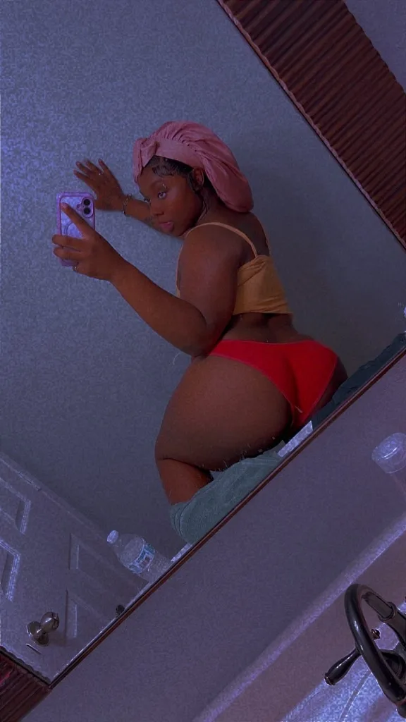 qv & hhr specials A Pretty Bish with a Pretty Pussy🥵 - Photo 3 | Escort in KILEEN