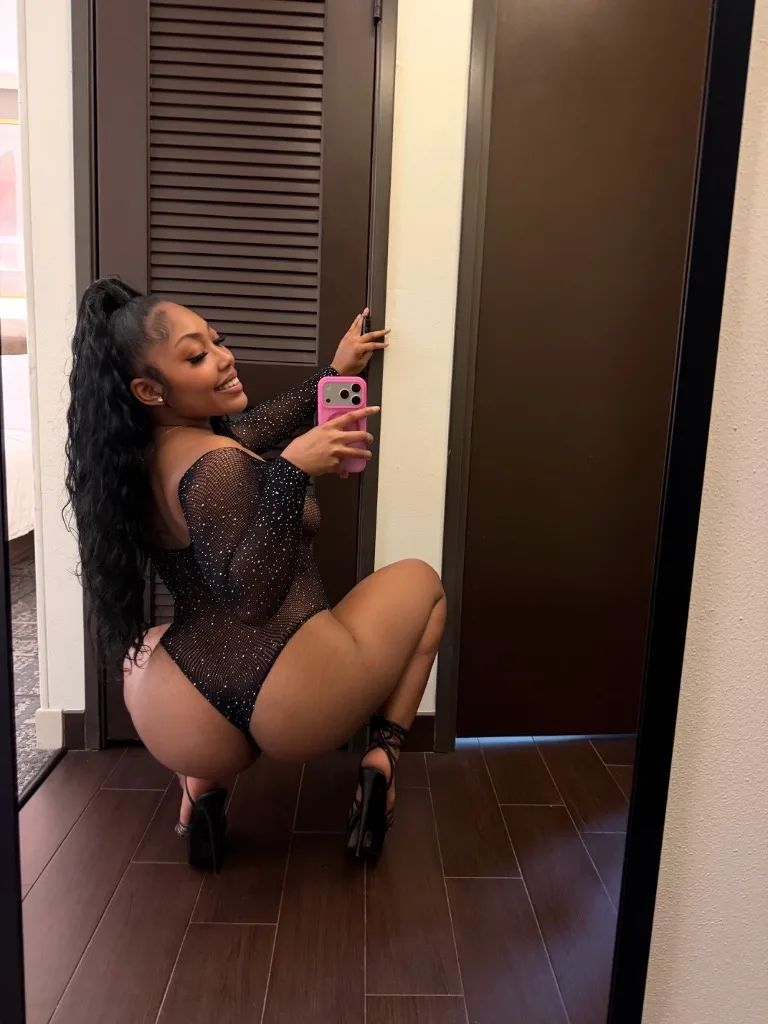 OUTCALL SPECIAL ASK FOR IT 🥰 - Photo 9 | Escort in DOWNTOWN