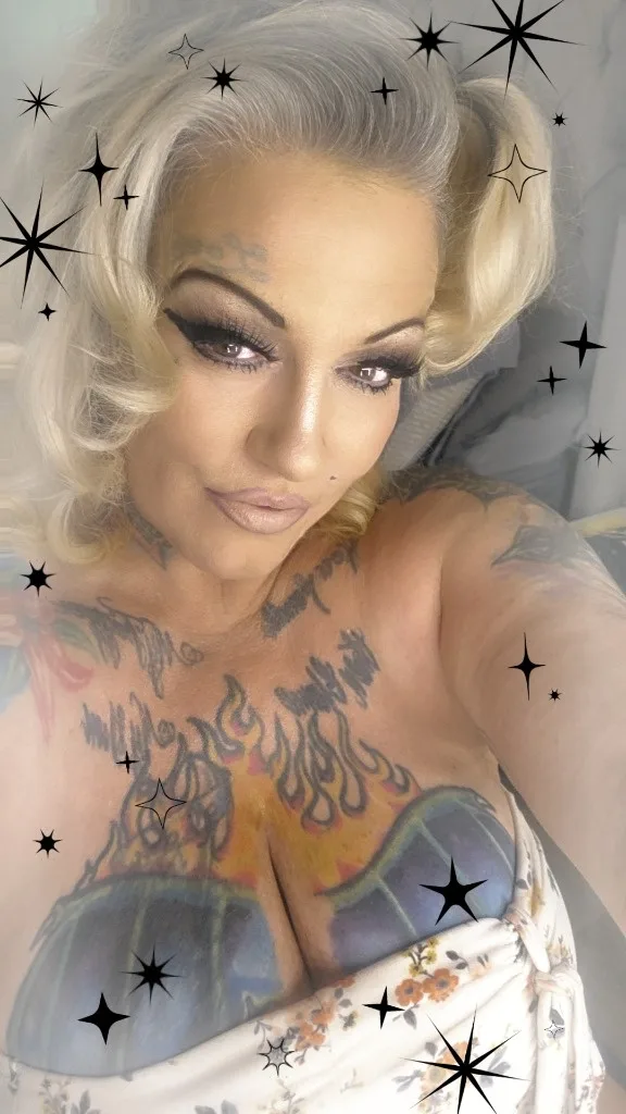 Hot Busty Curvy Mature Blonde With Amazing Skills !! Available Now In A Private Location! Specials All Week !! - Photo 2 | Escort in Preston rd