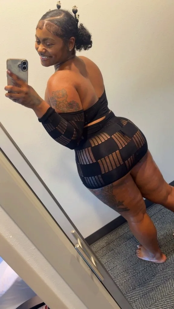 CUM GET LOST IN THIS OCEAN - Photo 11 | Escort in humble