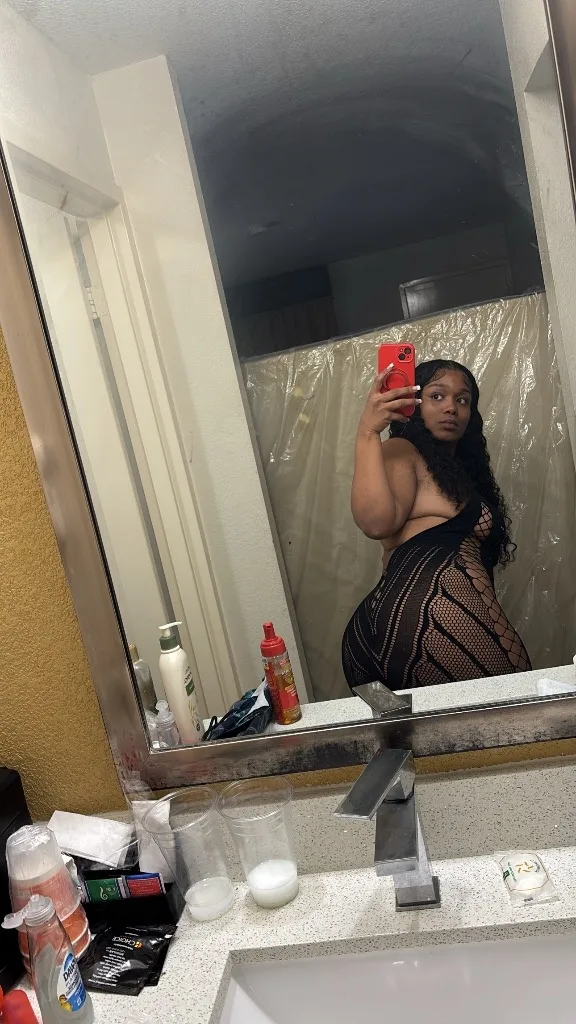 throat god 🥳 - Photo 8 | Escort in Fort Worth