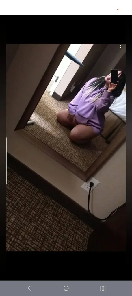 come have the night of your life w a preg bbw😘