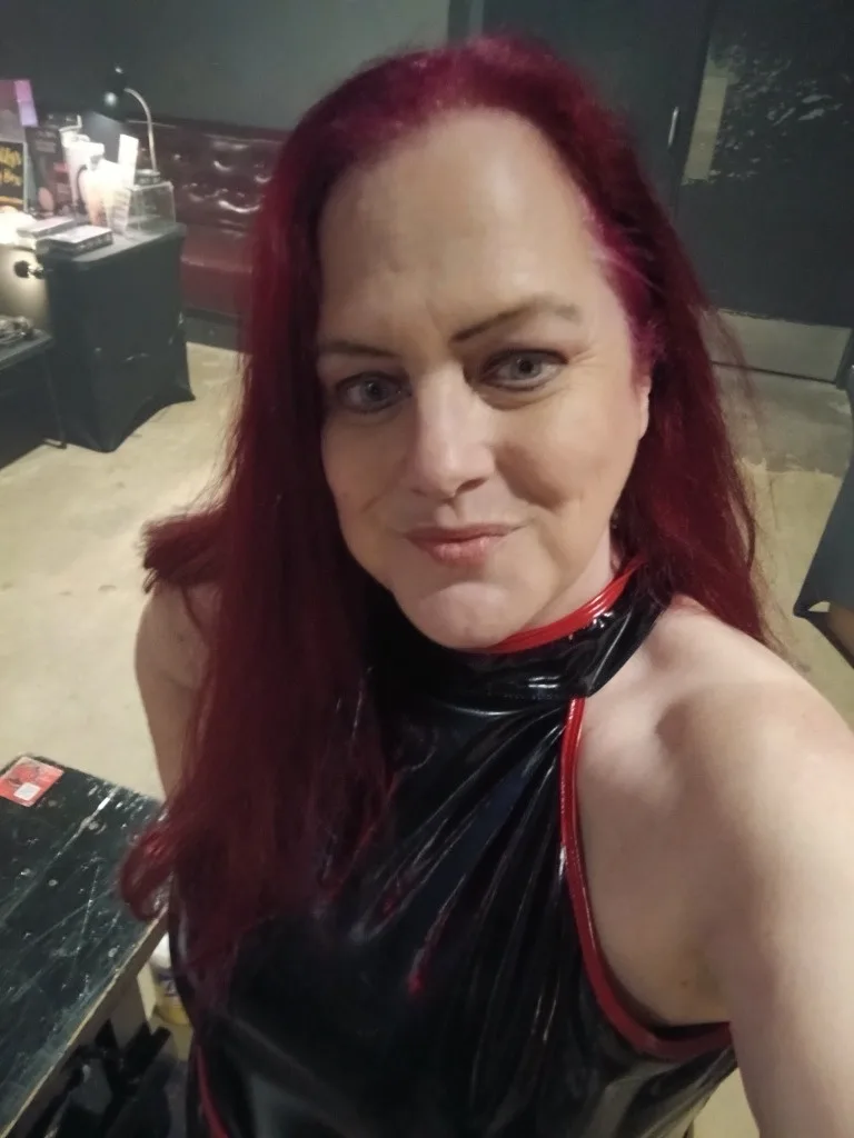 Pro Double Domme Special TODAY !! Mistress Jennifer and Mistress V- Book Your Session NOW. Serious Only. - Photo 4 | Escort in Westchase Area