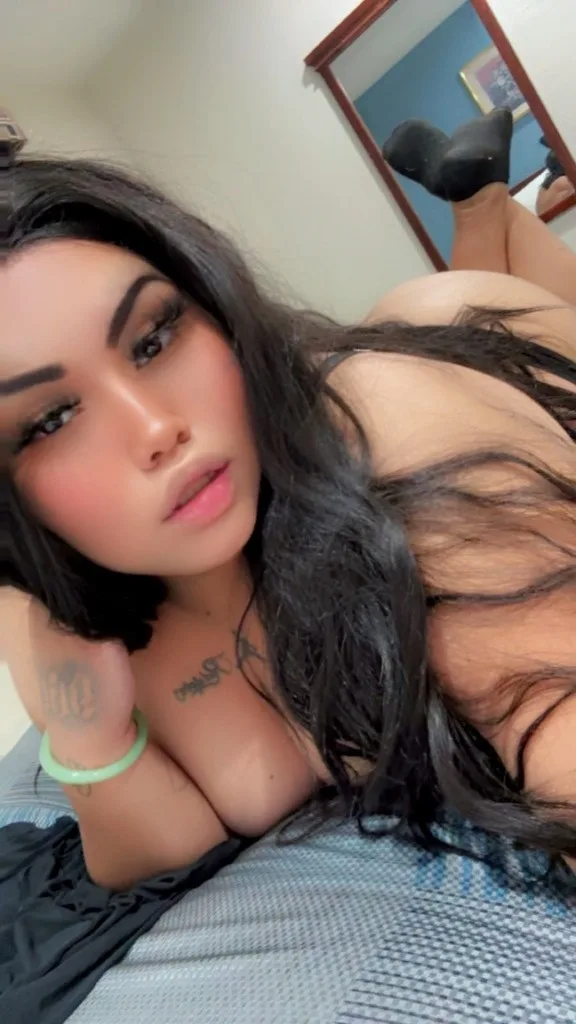 ESPECIALES DE MEGUSTA MAMAR VERGA HALLOWEN CALINTE - Photo 2 | Escort in Houston
