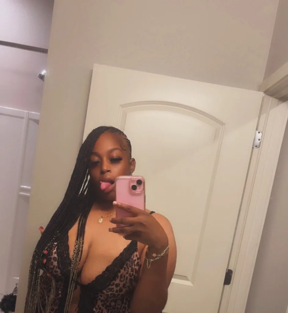 cum play with me 💦