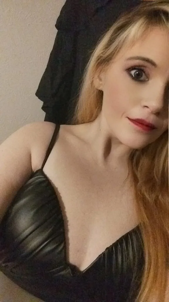 RUNNING A 129 HH SPECIAL FOR LIMITED TIME - Photo 2 | Escort in Garland