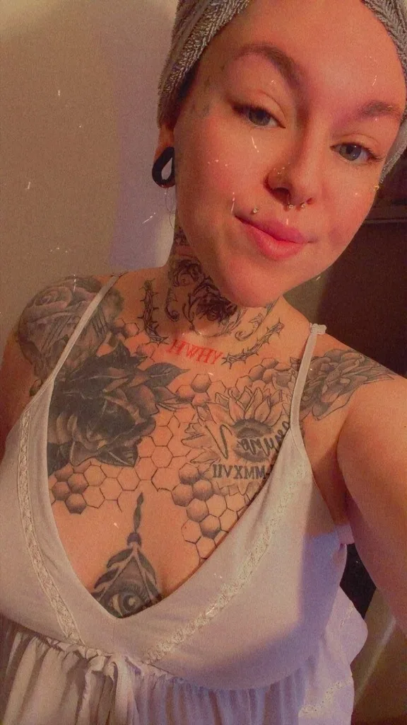 Classy, Mature, Independent, 420 Friendly Girl🥰 Available Now - Photo 2 | Escort in Chicago