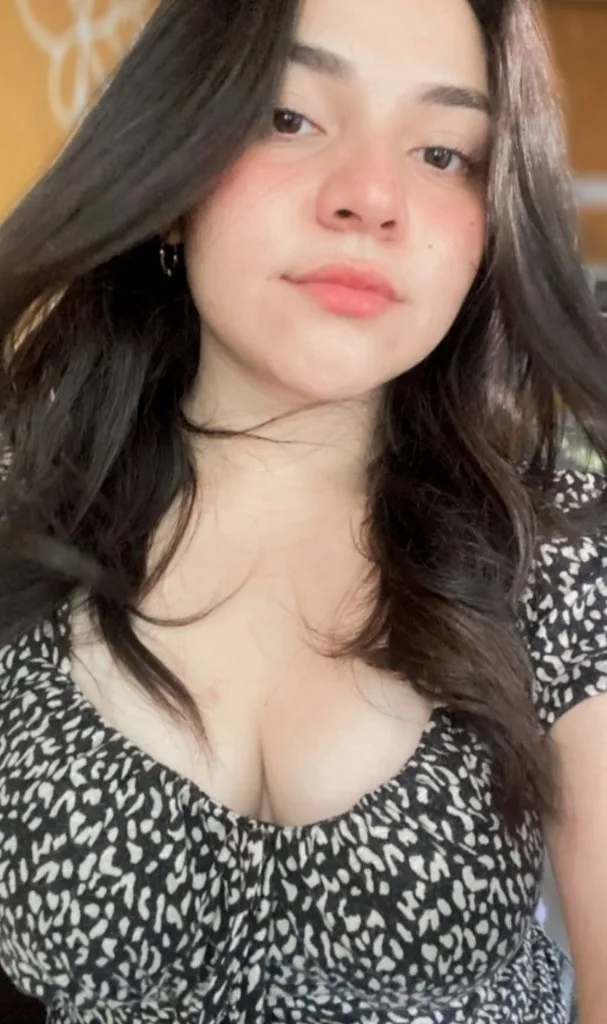 HORNY CURVY TIGHT PUSSY AND ASS INCALL, OUTCALL, CAR FUN - Photo 3 | Escort in Chicago