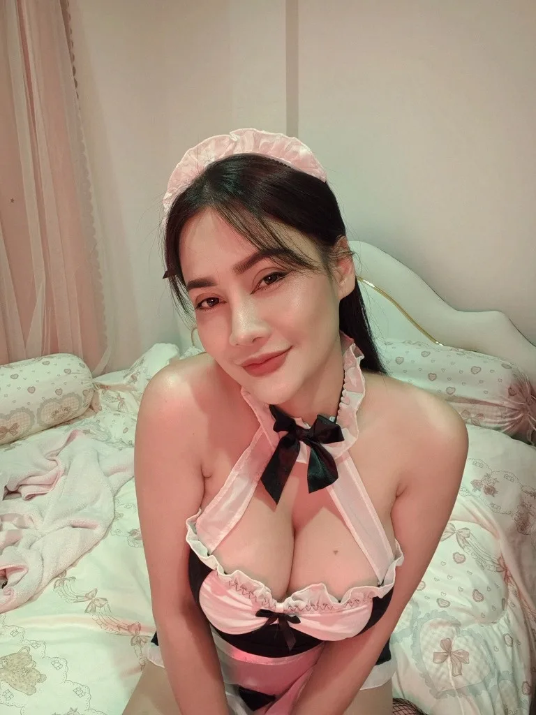 Your Busty Asian Goddess Sienna 🧸 - Photo 6 | Escort in La Salle County