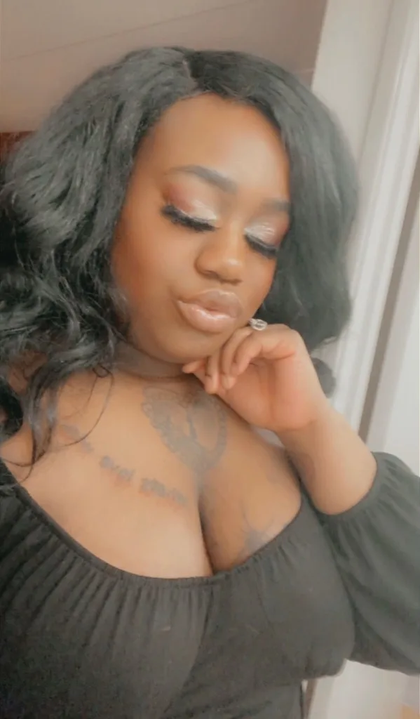 $ $🥵CoME AnD SeE mE 🤪🤭PROFESSIONAL Generous MEN ONLY - Photo 1 | Escort in Rockford