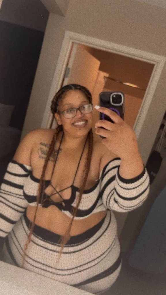Squiritng Queen Here for the weekend🥰🫶 - Photo 4 | Escort in Bloomington